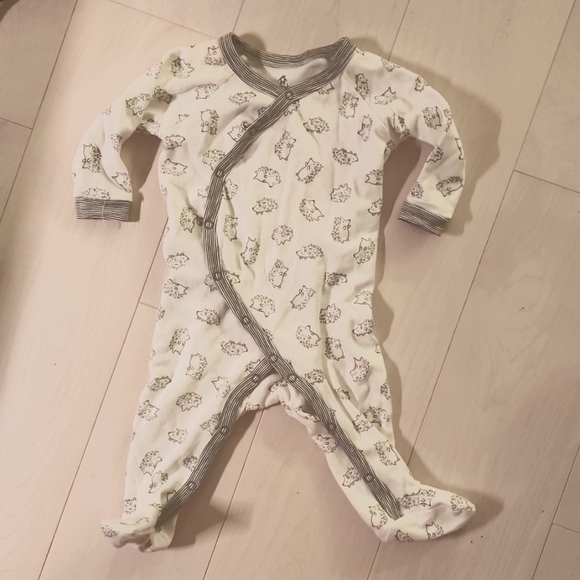 New 100% cotton Snugabye hedgehog print kimono sleeper. unisex 6-9 months - Picture 2 of 2